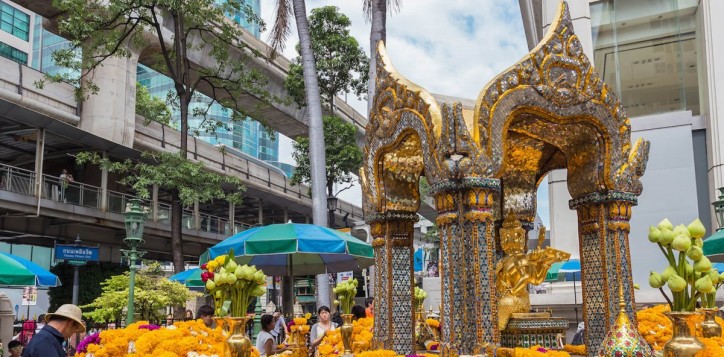 destination-erawan-shrine-2